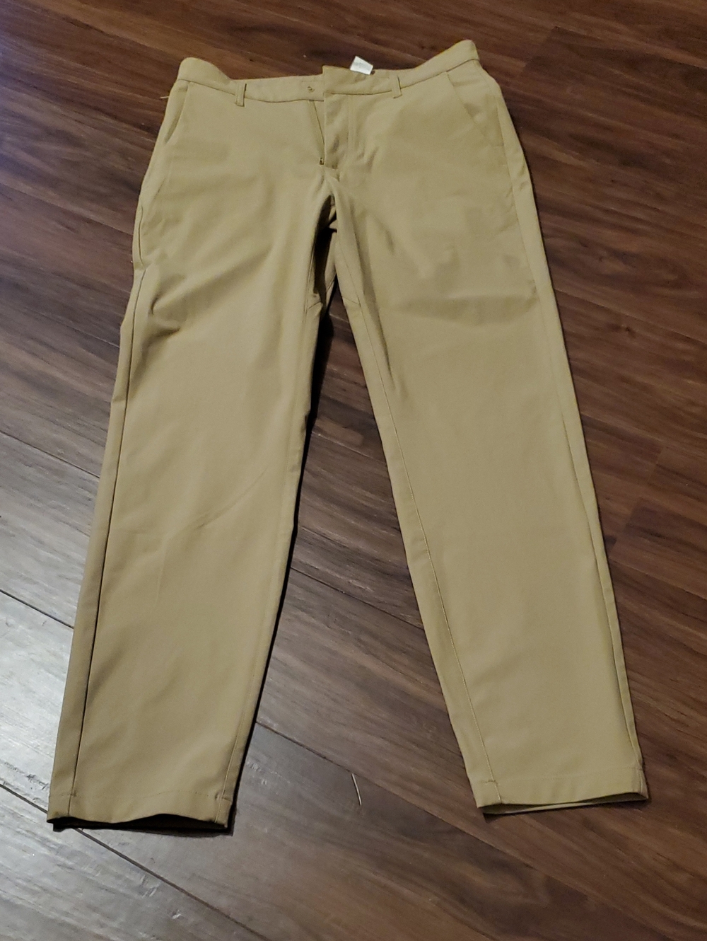 Fabletics Men's Chino Pants in Khaki Tan Zippered Pockets